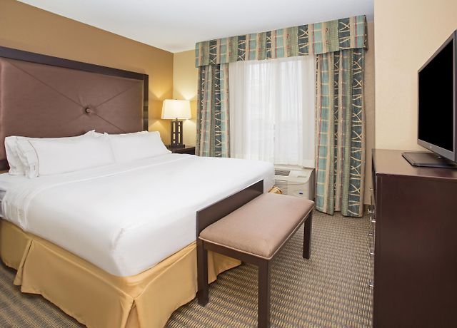Holiday Inn Express Hotel & Suites Lexington, An Ihg Hotel Exterior photo